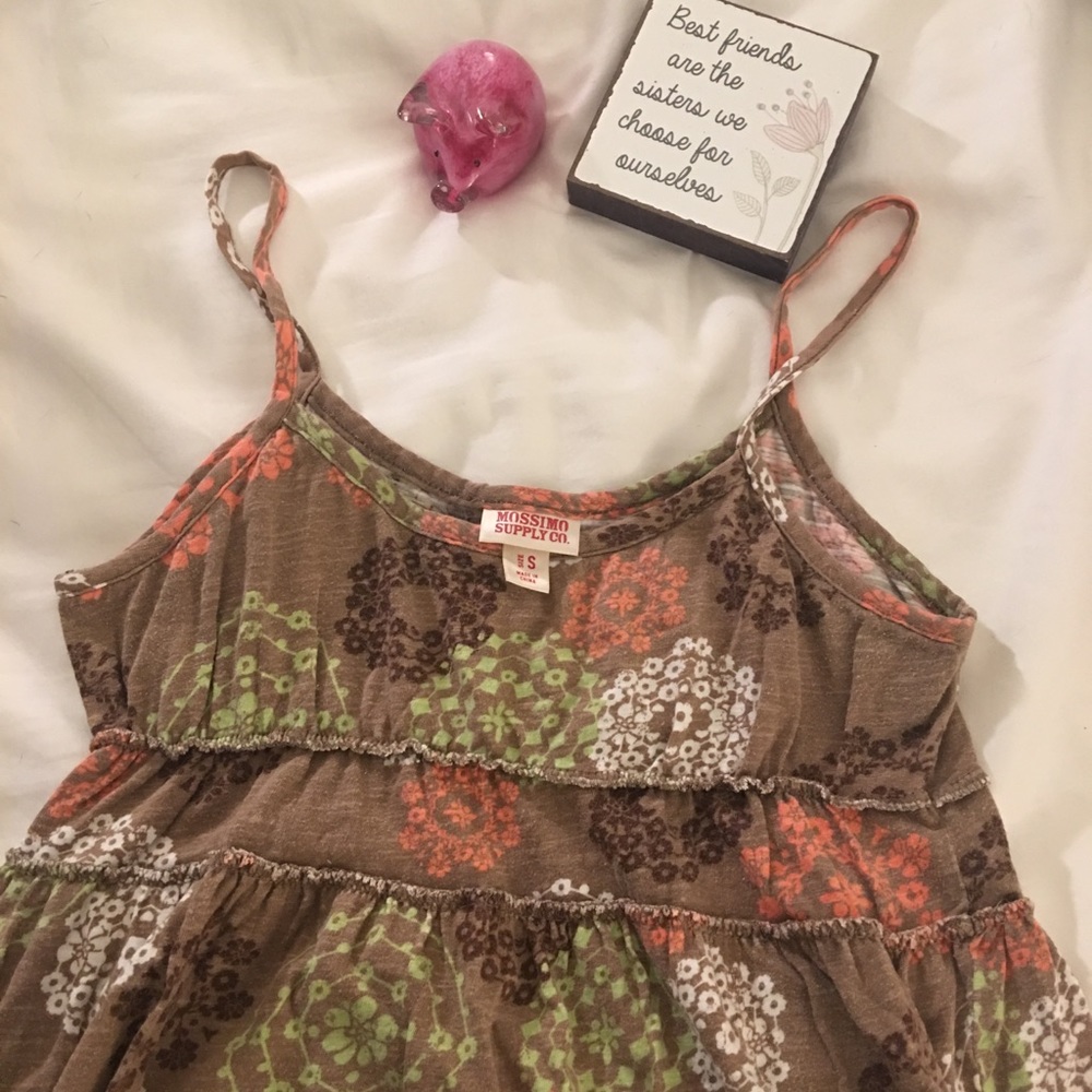 Dresses size small!
